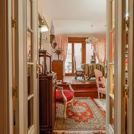 Historic Apartment In Santa Cruz Seville Exterior photo