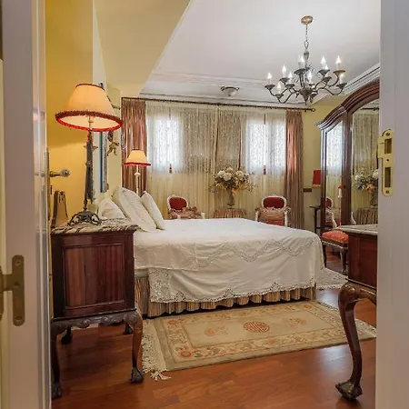 Historic Apartment In Santa Cruz Seville Exterior photo